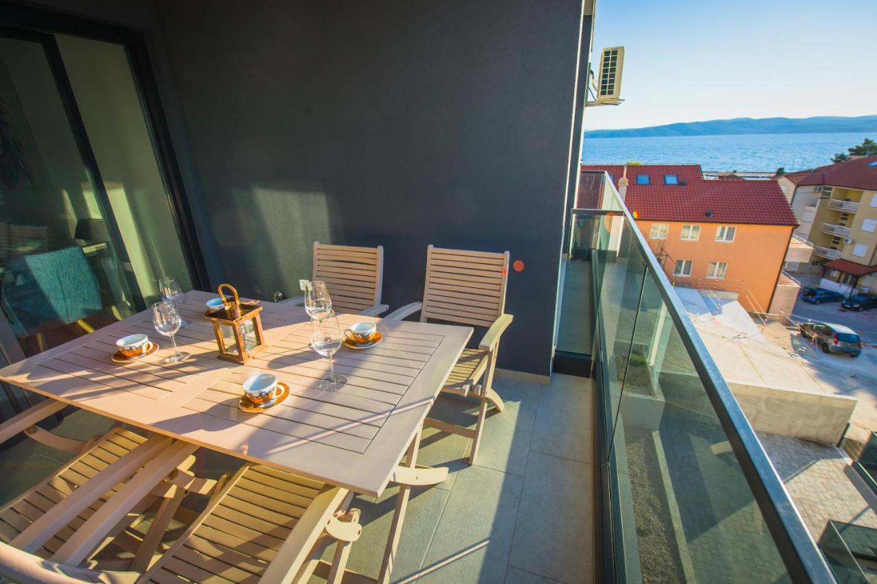 Deluxe 2 Bedroom Apartment With Sea View Baška Voda Екстериор снимка